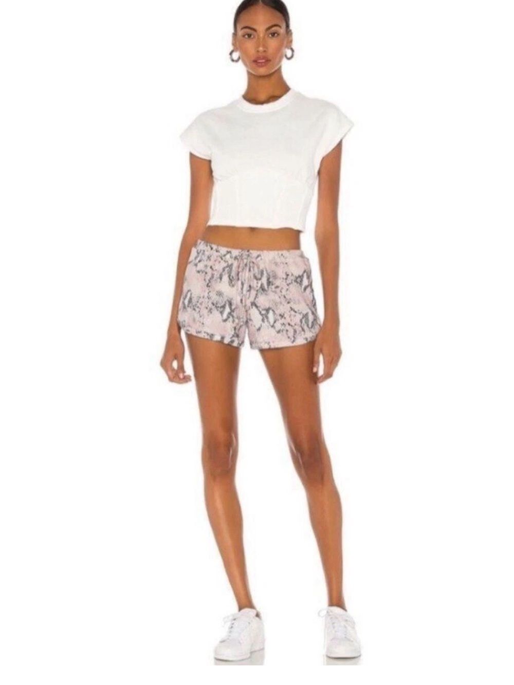 Sundry Python Dolphin Shorts in White & Petal NWT Size 4- XL